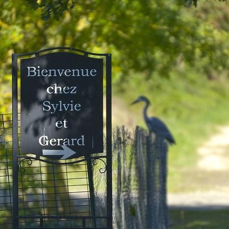 Domaine De La Cour Panzió Sainte-Gemme-dʼAndigné Kültér fotó